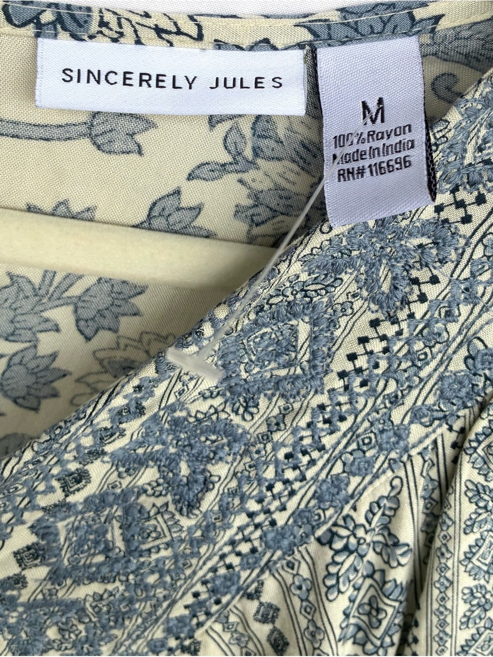 Sincerely Jules Blue White Floral Boho Mini Dress NWT Size Medium - Picture 5 of 7